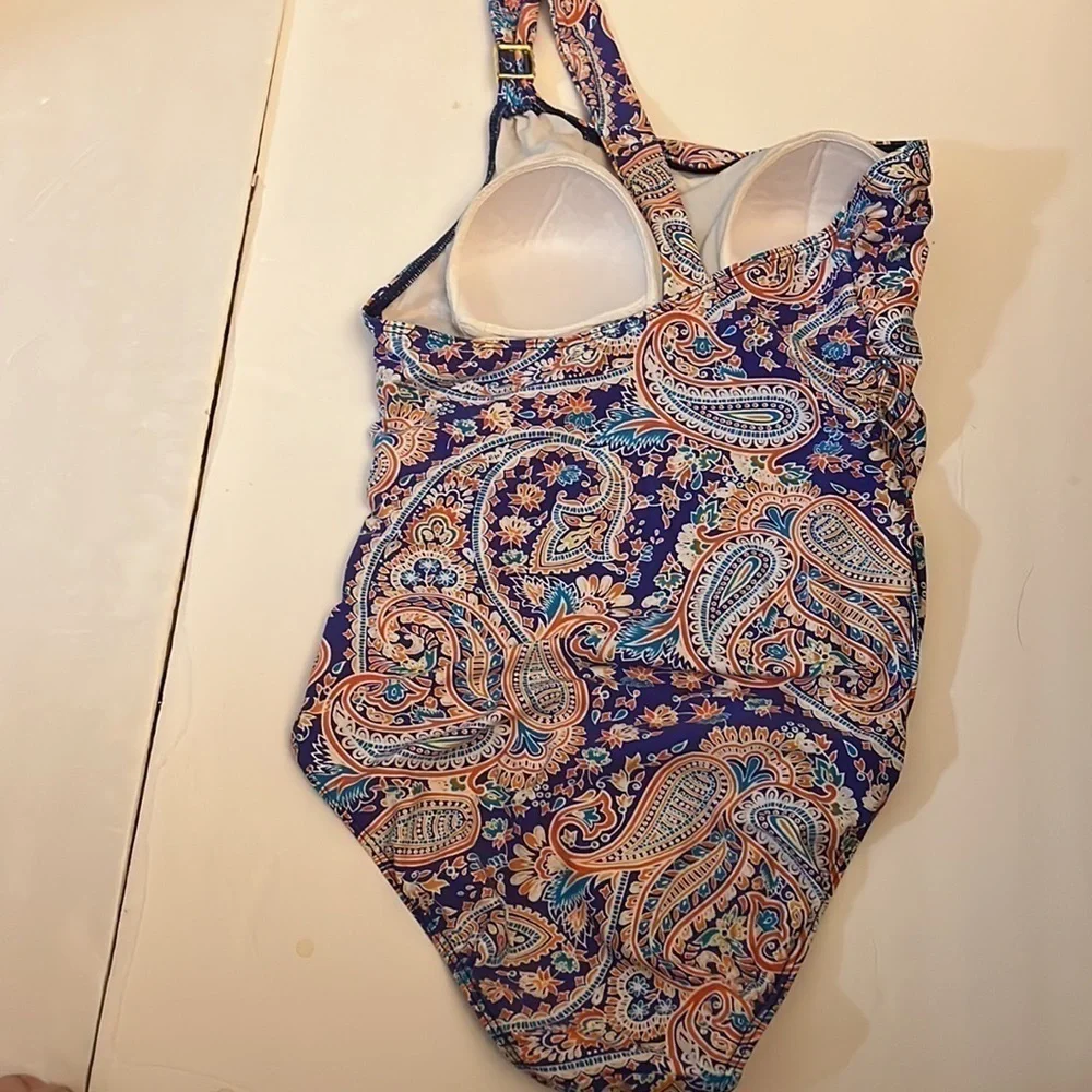 Lauren Ralph Lauren One Shoulder Paisley print bathing suit size 8